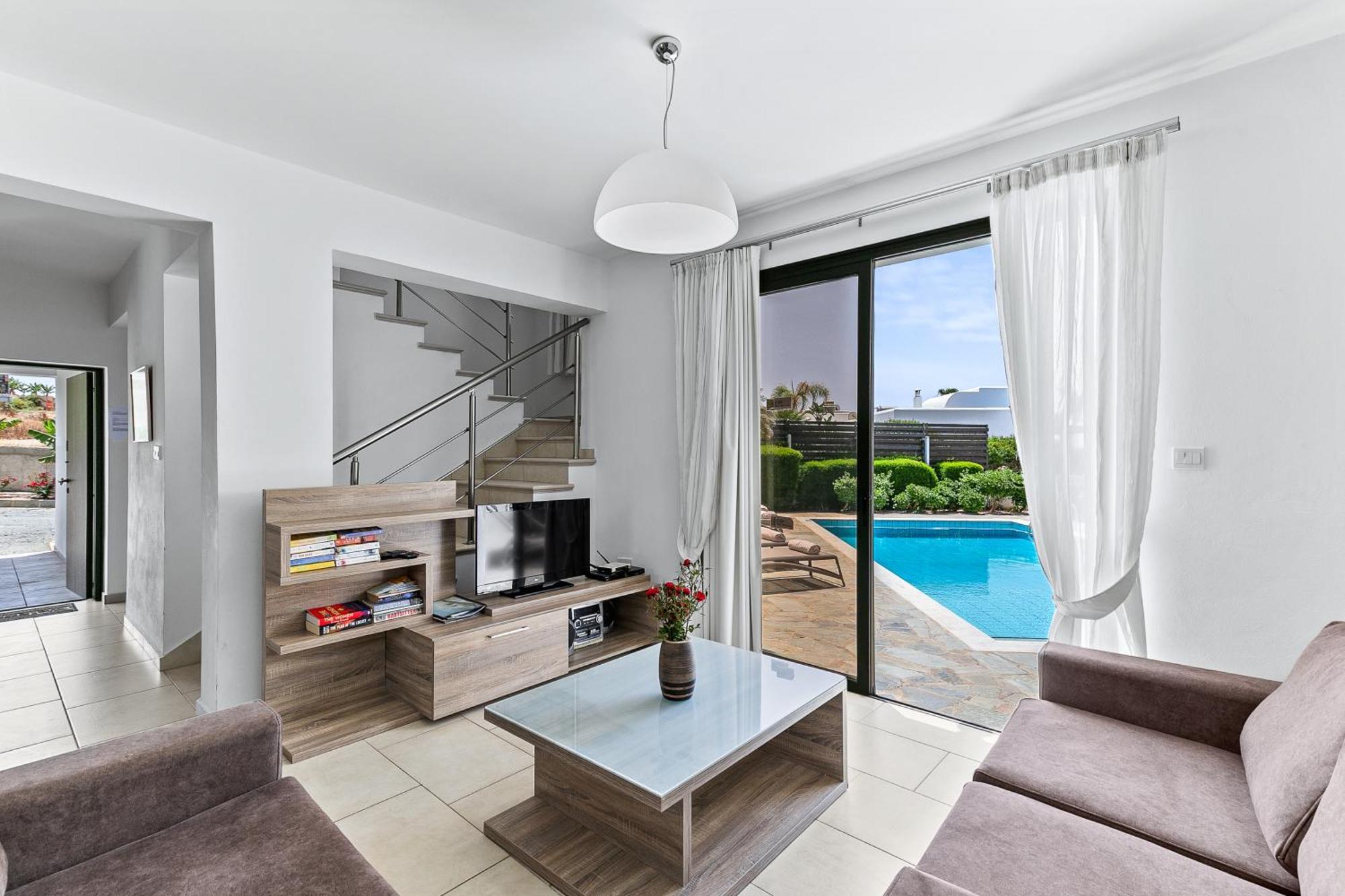 Platzia Beach Villas Paphos Exterior foto